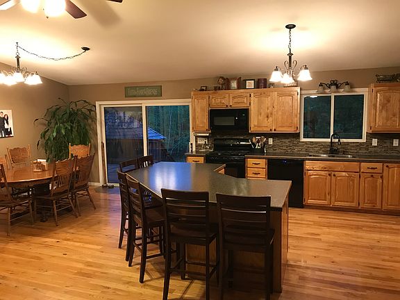 Kitchen/dining