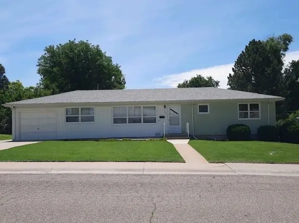 1808 Mackenzie Rd, Pueblo, CO 81001