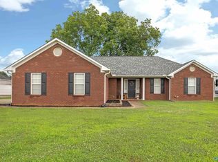 111 Gin Creek Xing, Decatur, AL 35603