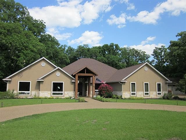 1st image of 4211 Timber Creek Ln E