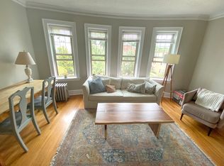 318 Sherman Ave APT 2, Evanston, IL 60202