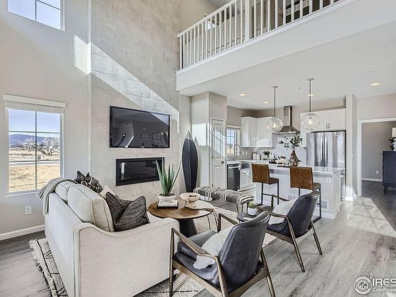 2nd image of 1009 Birdwhistle Ln #6