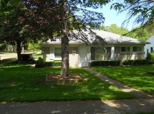 33676 Alta Loma Dr, Farmington, MI