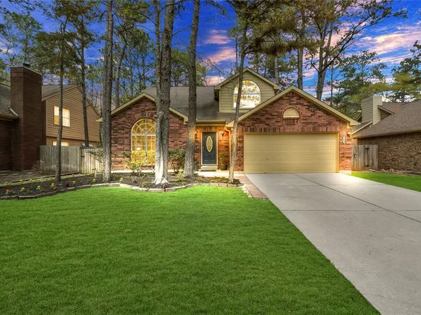 183 N Village Knoll Cir, Spring, TX 77381