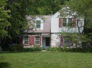 57 Forest Glen Ln, Saint Louis, MO