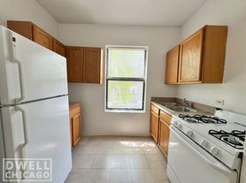 1544 N Kedzie Ave, Chicago, IL