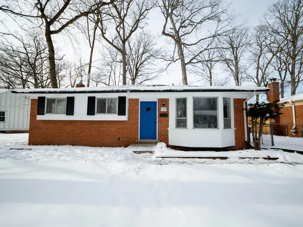 1019 Hasper Dr, Ann Arbor, MI 48103