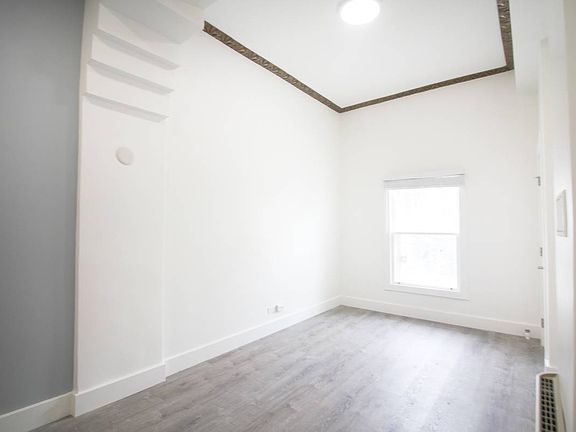 5th image of 15 Hermann St #1