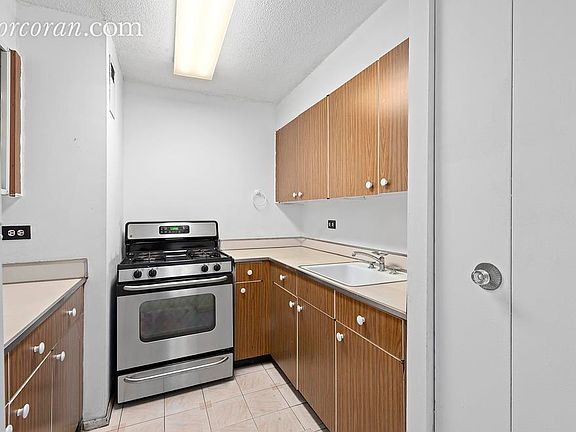 2nd image of 80 Gold St #24N