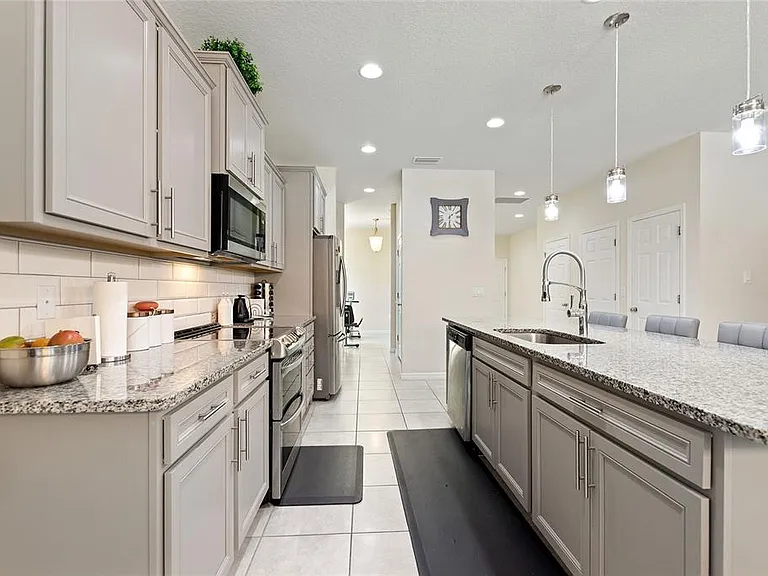 17244 Goldcrest Loop — Photo 17