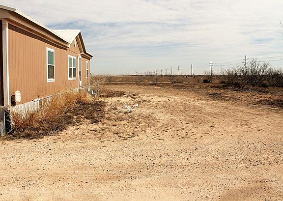 5th image of 1607 E Fm Road 1379