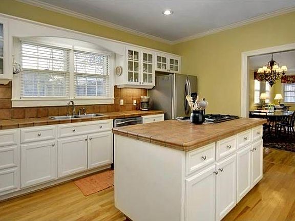 Updated Kitchen!