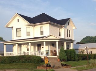 797 Pearl St, Middleport, OH 45760