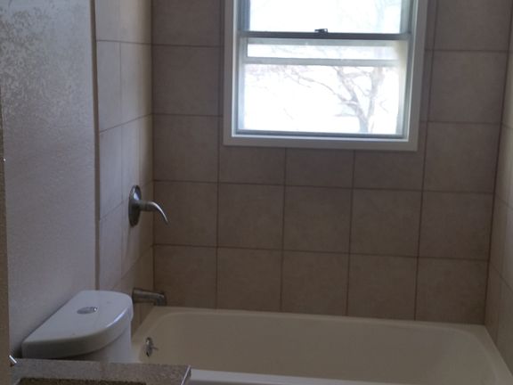 3rd image of 2117 Circle Dr