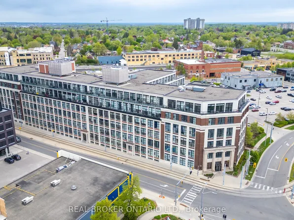 410 King St W #126, Kitchener, ON N2G 1C3