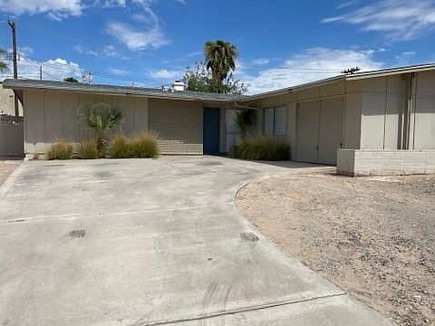 2nd image of 5168 Champions Ave