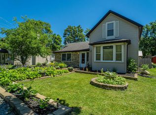 206 Waverly Rd, Chesterton, IN 46304