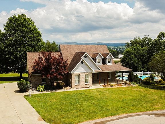 2nd image of 1006 Marjorie Ann Dr