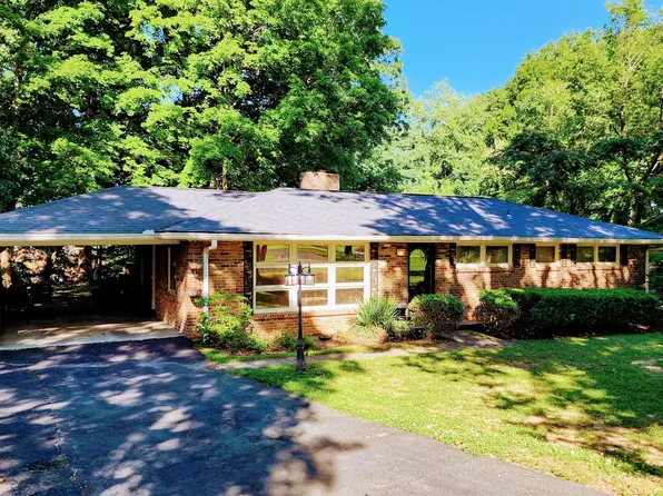 219 Maxwell Dr, Clarksville, TN 37043