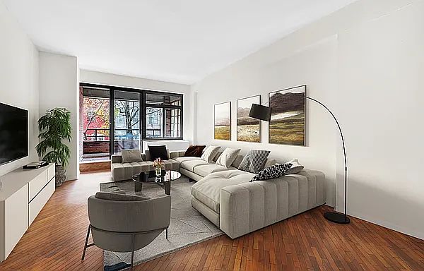 1st image of 124 E 79th St #2B