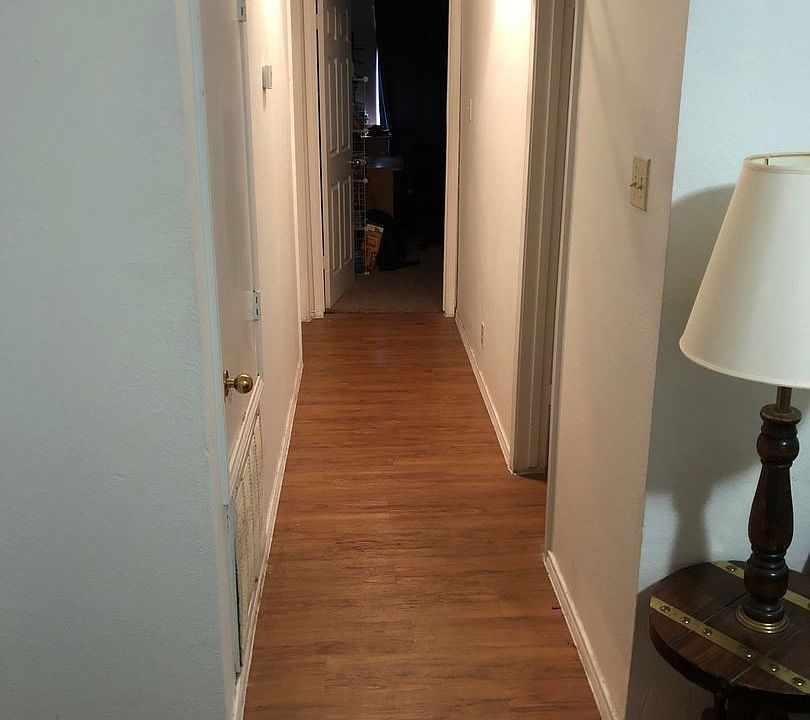 2nd image of 704 W 21st St APT 307