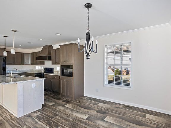 4th image of 303 Jerrys Folly Rd