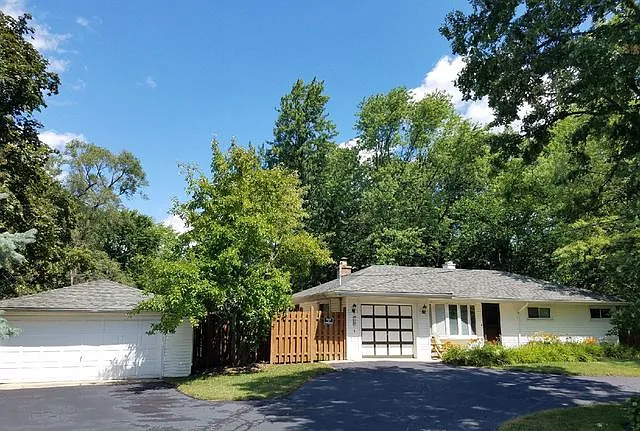 9524 Forest Pl photo 1