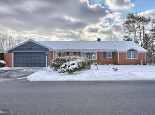 36 Peach Ln, Lancaster, PA 17601