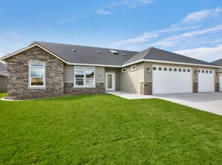 7104 Vista Rdg #10, Yakima, WA 98903