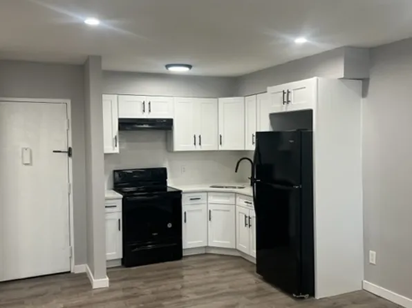 156 S Munn Ave, East Orange, NJ