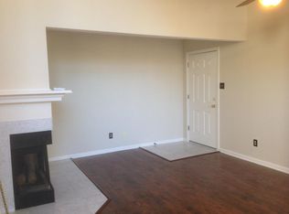 184 Carriage Crossing Ln, Middletown, CT 06457