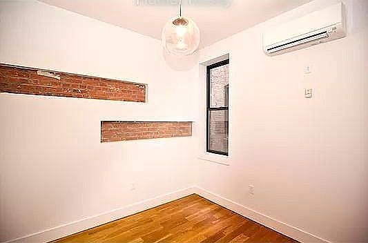4th image of 860 Hancock St APT 1L
