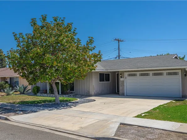 3062 Johnson Ave, Costa Mesa, CA 92626