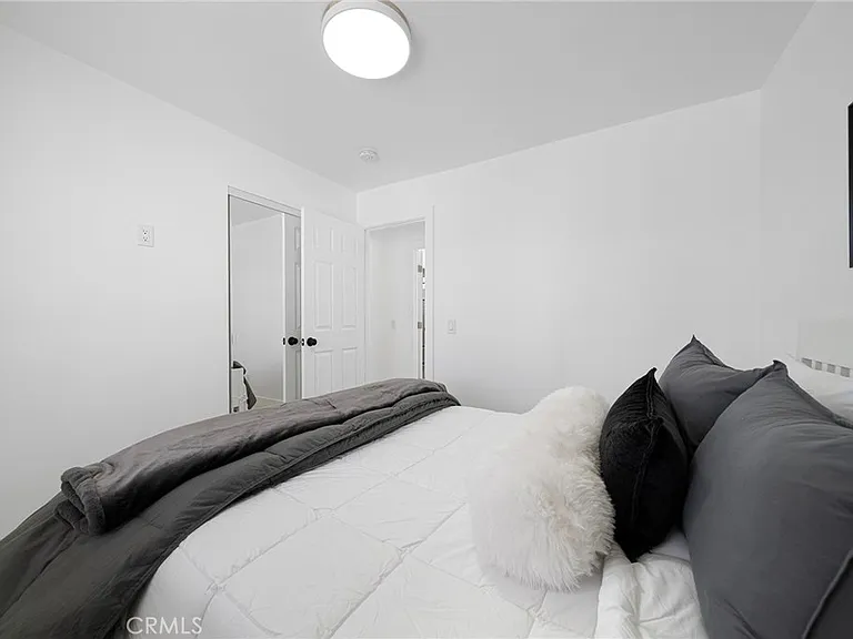 373 W Avenida Cerca — Photo 23
