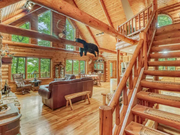 32360 SW Pickerel Lake Rd, Detroit Lakes, MN 56501