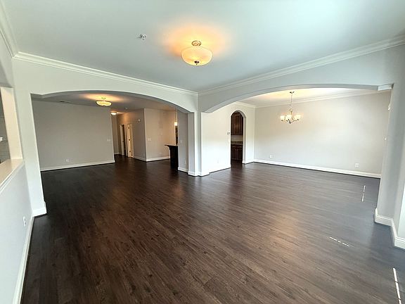 3rd image of 210 Beckley Ridge Ln