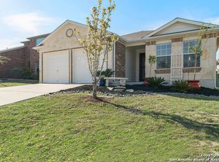 5504 Columbia Dr, Schertz, TX 78108