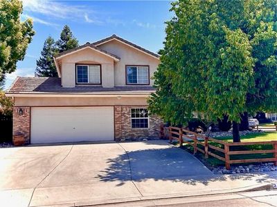 5710 W La Vida Drive, Visalia, CA, 93277
