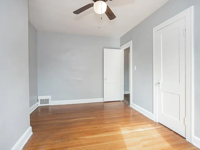 1002 Pembrook Rd — Photo 17