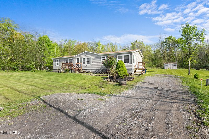 4th image of 107 Fording Road
