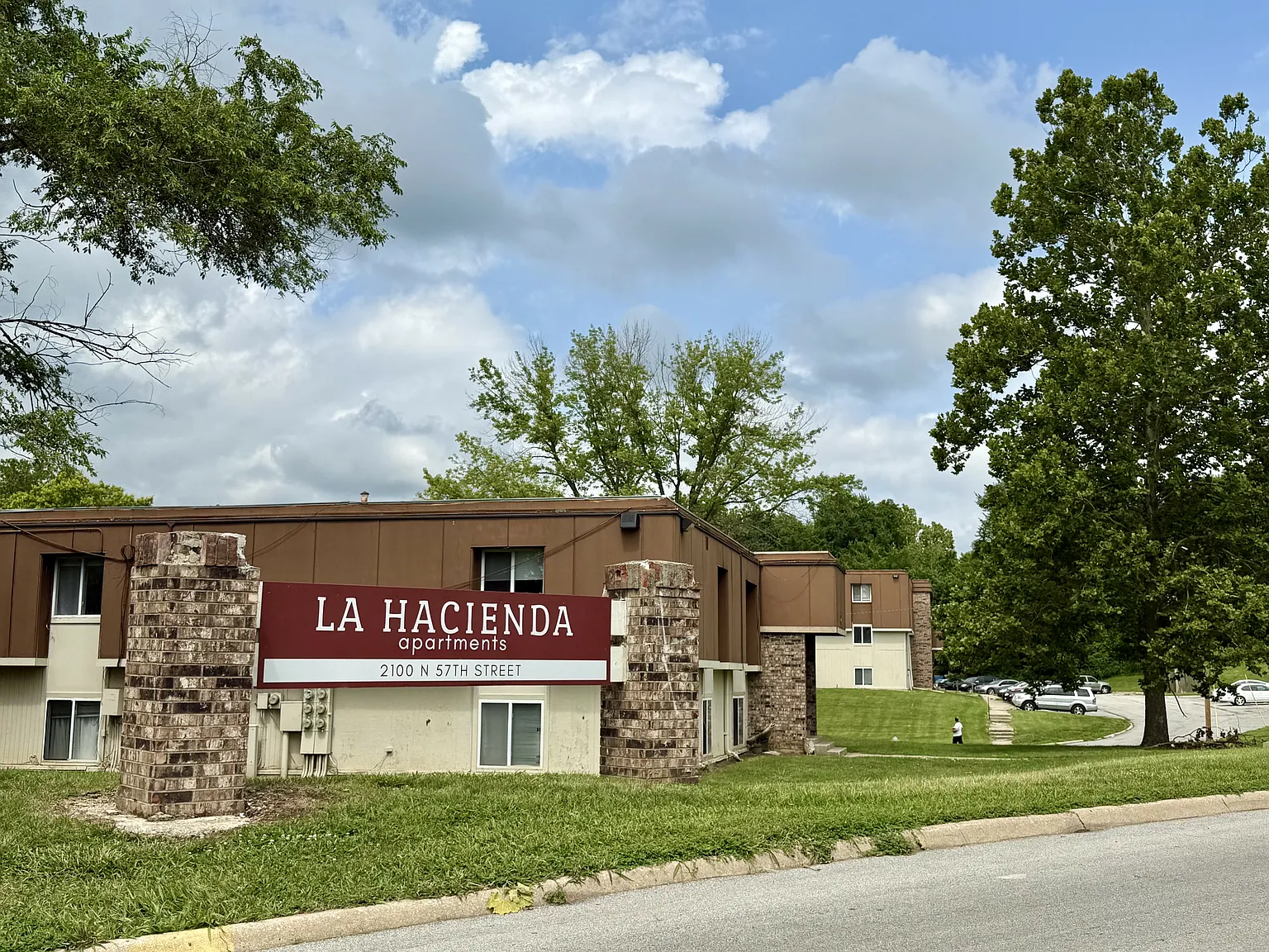 La Hacienda — Photo 3