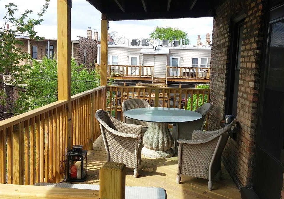 1st image of 3340 N Oakley Ave #3