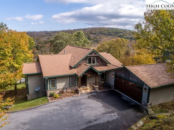 371 Woodland Way, Beech Mountain, NC 28604