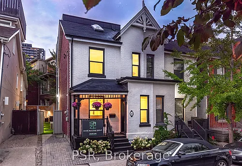 10 Bishop St Photo 1