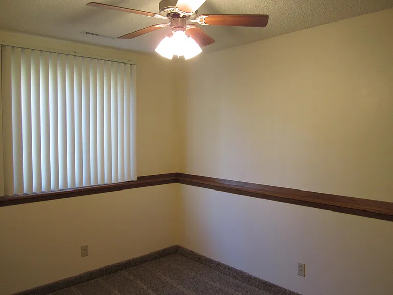 811 Clark Ave #6 — Photo 6