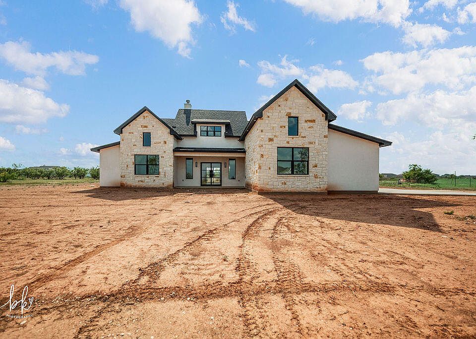1st image of 7913 Becca Ln