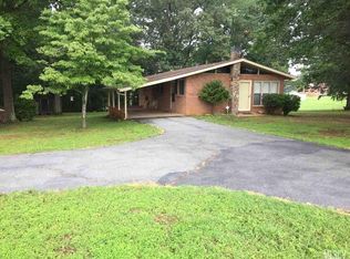 3919 Grange Rd, Maiden, NC 28650