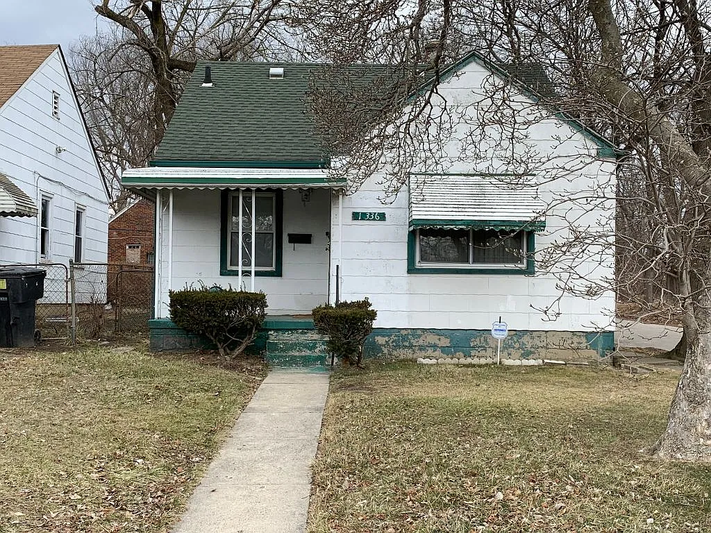 3 bed, 1209 sqft, $1,000 — Photo 1