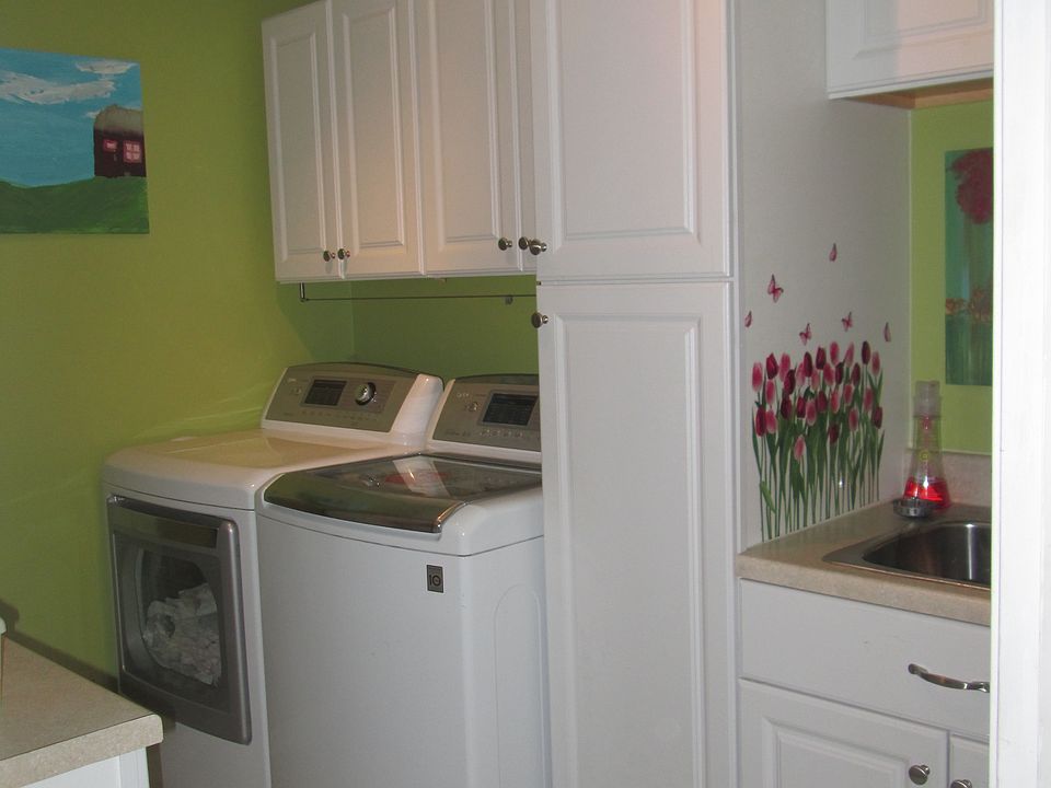 Updated laundry/mud room