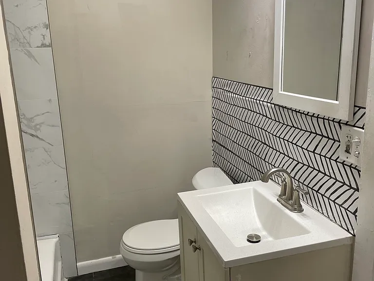 135 Pleasant St #1 — Photo 5